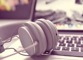 Rok 2017 w informatyce: przełomy, które zmieniły technologię